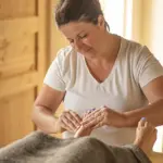 Jana bei der Fussmassage